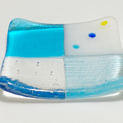 市松模様 ガラス箸置き豆皿　ブルー 4枚目の画像