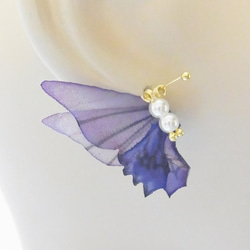 シフォン 蝶 パール加工パーツ　ブルーパープルA 3枚目の画像