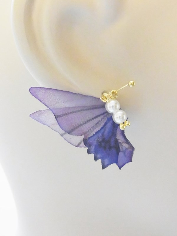 シフォン 蝶 パール加工パーツ　ブルーパープルA 3枚目の画像