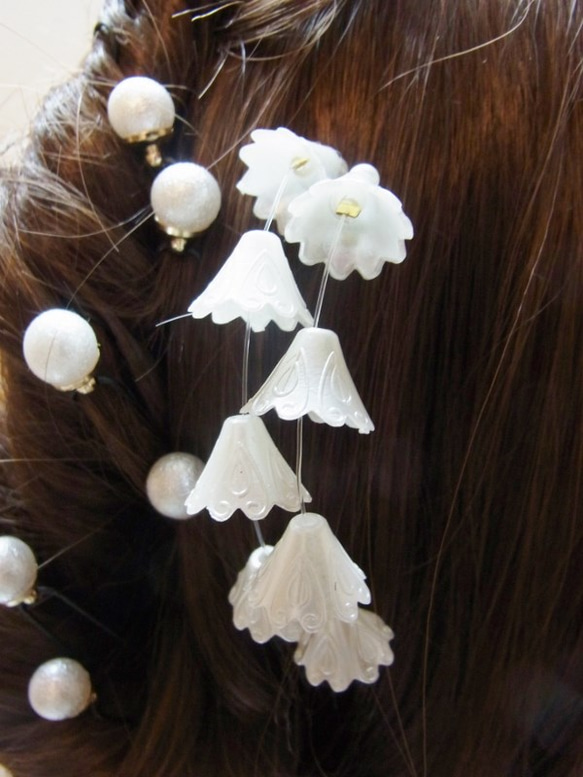 髪飾り Ｕピン かんざし　 成人式 卒業式 結婚式 ウエディング パール藤の花 2枚目の画像