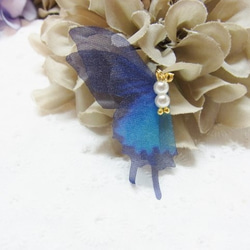シフォン 蝶 パール加工パーツ　アゲハ蝶 グラデーションブルー 5枚目の画像