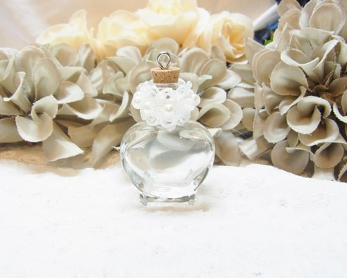 フェントン フレンチオパールセント コインドット 蓋無し香水瓶・花瓶 Vintage Light Blue Fenton Glass Perfume Bottle | Coin Dot