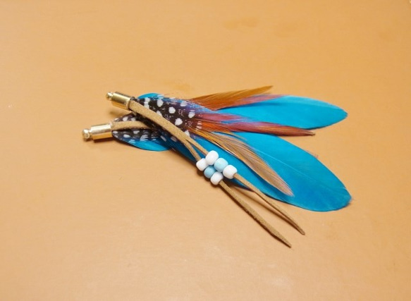 羽根 フェザー ビーズ加工パーツ ブルー 5枚目の画像