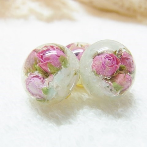 ガラスドーム ミニバラ レジン ピアス ホスト加工パーツ チャーム 
