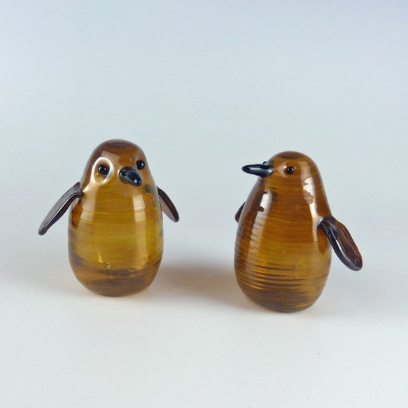 【送料無料】★ ガラス　置物　おまとめ　スワン　ペンギン　 犬など/086 キングペンギンひな 中空ガラスの動物置物 ガラス細工 オブジェ