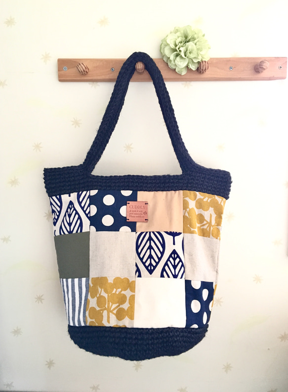 ペコ☆　ハンドメイド大判パッチワーク 値下げ⑦子供部屋に☆ハンドメイド☆パッチワーク☆キルトトップ
