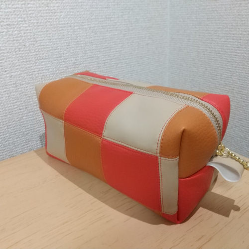 合皮のパッチワークポーチ ポーチ aroma leaf 通販 9462314