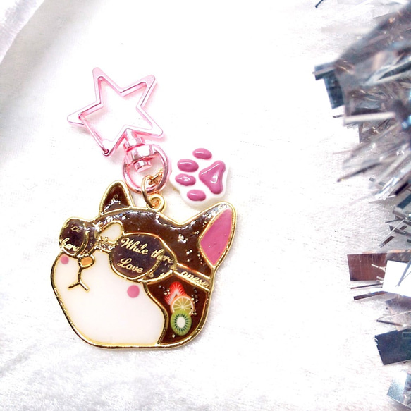 猫ちゃんキーホルダー＆ブローチ☆セリカミニコ様 ザリ刺繍キーホルダー （ネコ) M21-1128 ｜KANKAN ONLINE SHOP
