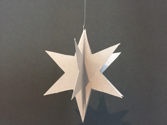 ✳︎星  5個 シャビーなグレー✳︎  立体ペーパークラフト 3枚目の画像