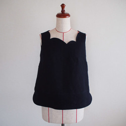 flower bud -no sleeve,square neck,navy- 1枚目の画像