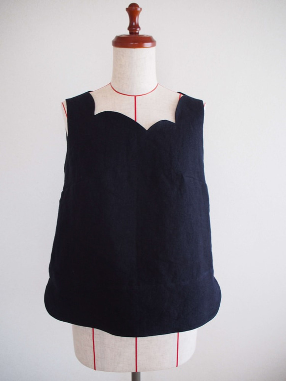 flower bud -no sleeve,square neck,navy- 2枚目の画像