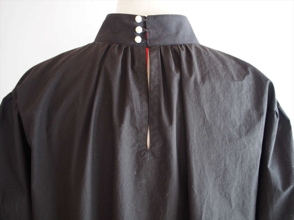《sale》ブラック・コットンブラウス(Iris -black blouse-) 4枚目の画像