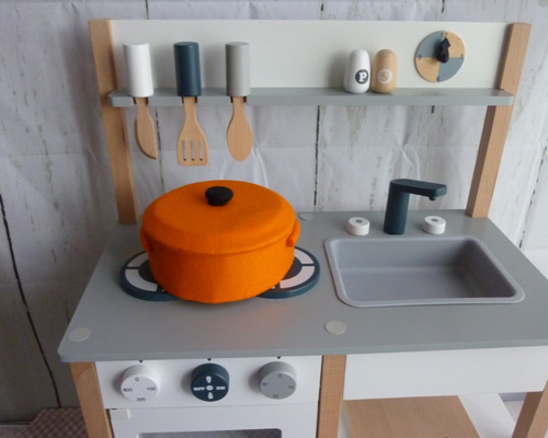 フェルトままごと 大きなフェルトのお鍋・マジックパン オレンジ