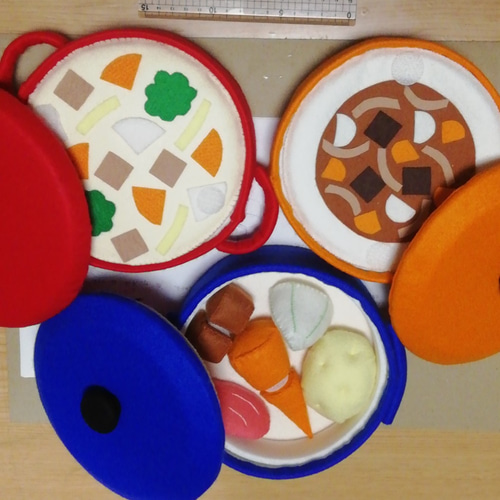 フェルトままごと 大きなフェルトのお鍋・マジックパン 青 おもちゃ