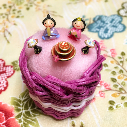 ガラスのまち針 お雛様C