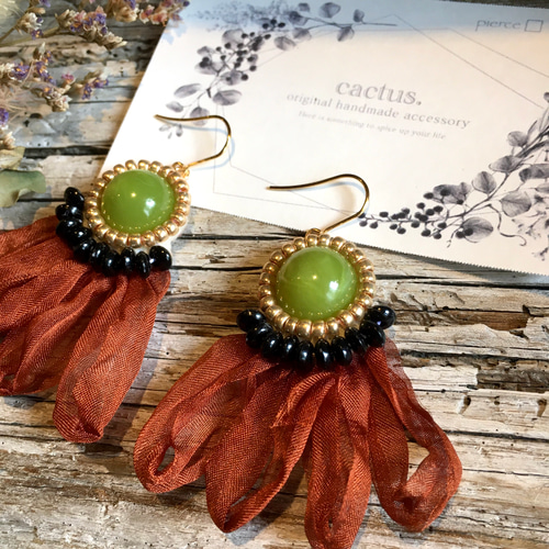 再販〉夏向け❤︎ ビーズ刺繍×シフォンリボン【エキゾチック】ピアス 