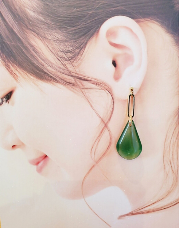 グリーンの雫#ドイツ製アクリルのドロップピアス♡ 6枚目の画像