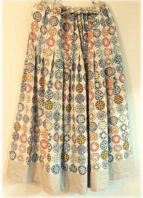 sale! 東欧の絵皿ptスカート（kinari)65cm丈 1枚目の画像