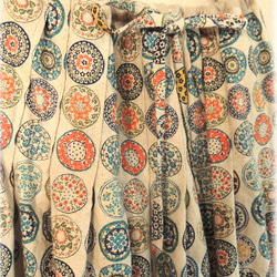 sale! 東欧の絵皿ptスカート（kinari)65cm丈 2枚目の画像