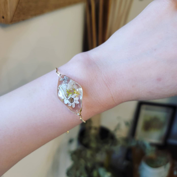 antique flower bracelet 3枚目の画像