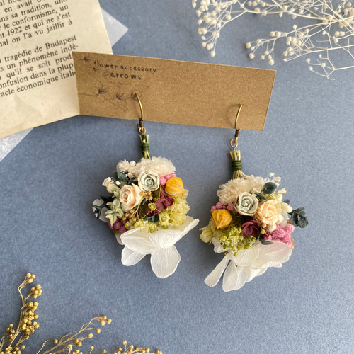 バラとあじさいの春のブーケピアス ピアス（フック・チェーン） とこ 