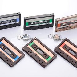 リアルサイズ☆カセットテープモチーフ　カードホルダー　グリーン（本革製） 5枚目の画像