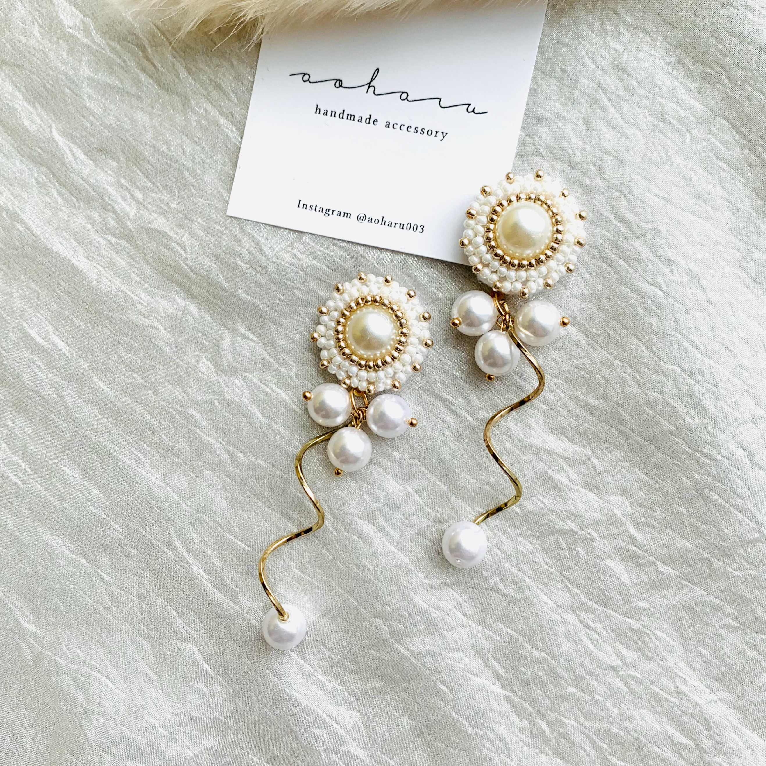 ウエディング パールビーズ刺繍×ツイストパールピアス