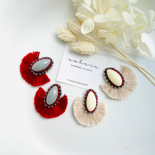 全2色 ビーズ刺繍×フリンジ タッセル ピアス/イヤリング ピアス 