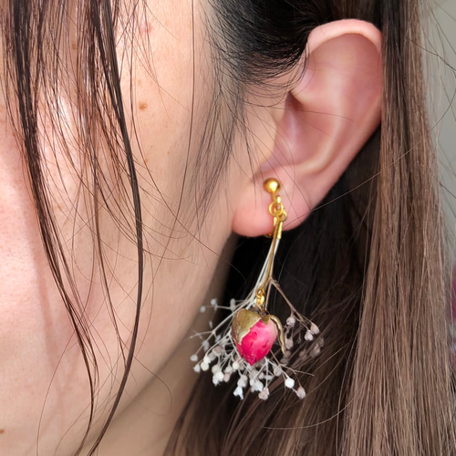 期間限定 送料無料】薔薇 かすみ草 ピアス イヤリング ウェディング