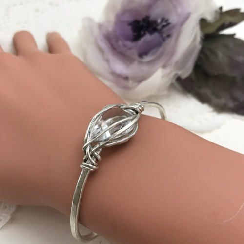 雫型クォーツのバングルsilver950 バングル・リストバンド dream