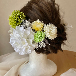 W03 結婚式　成人式　ホワイトダリアの髪飾り 2枚目の画像