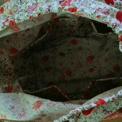 花柄の透かし編みバッグ 5枚目の画像