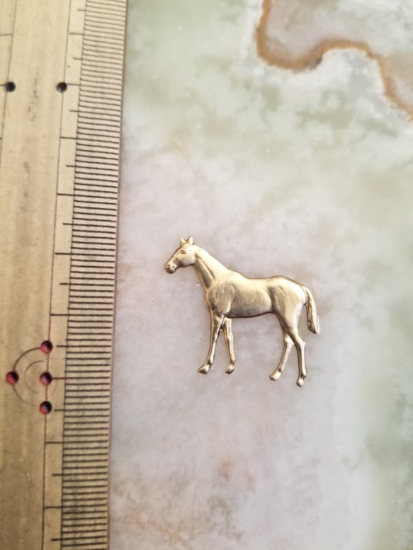 ヴィンテージ　Brass製　ホース　馬　メタルパーツ　24×29㎜ 4枚目の画像