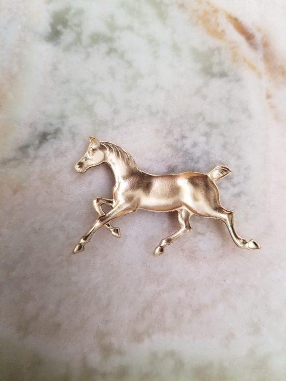 ヴィンテージ　Brass製　ホース　馬　メタルパーツ　22×34.5㎜ 2枚目の画像
