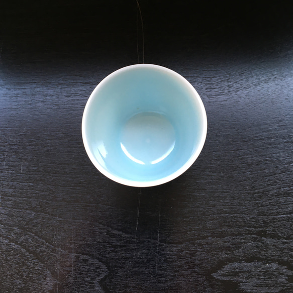 青白磁フリーカップ（小） 2枚目の画像