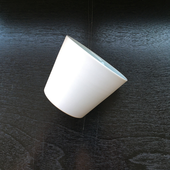 青白磁フリーカップ（小） 3枚目の画像
