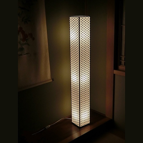 フロアスタンド 組子風麻の葉 -電球色 3灯- 【全国一律送料無料 フロアスタンド 組子風麻の葉 -電球色 3灯- 【全国一律送料無料
