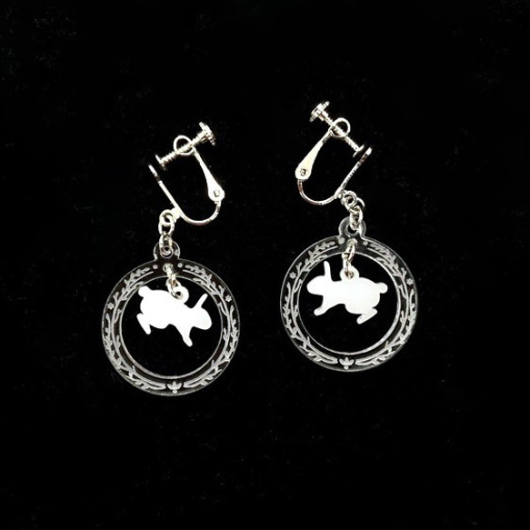 rabbit ring earring clear 　うさぎ　アクリル　アクセサリー　イヤリング 2枚目の画像