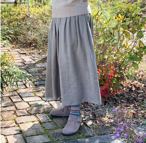 【再販】ベージュの綾織リネンウールのギャザースカート【受注製作】 4枚目の画像