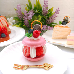 いちごマカロンのメモスタンド ☆ フェイクスイーツ☆ スイーツデコ