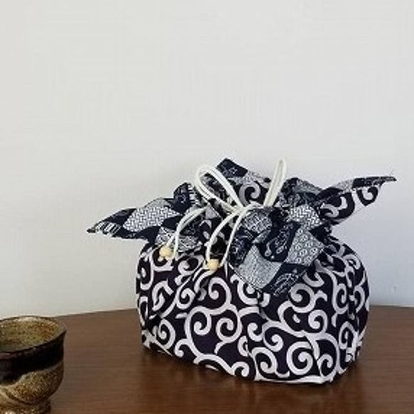 市松京紫　Bento cloth 'n' bag ～紐を引っ張るとお弁当袋になるランチクロス～ 3枚目の画像