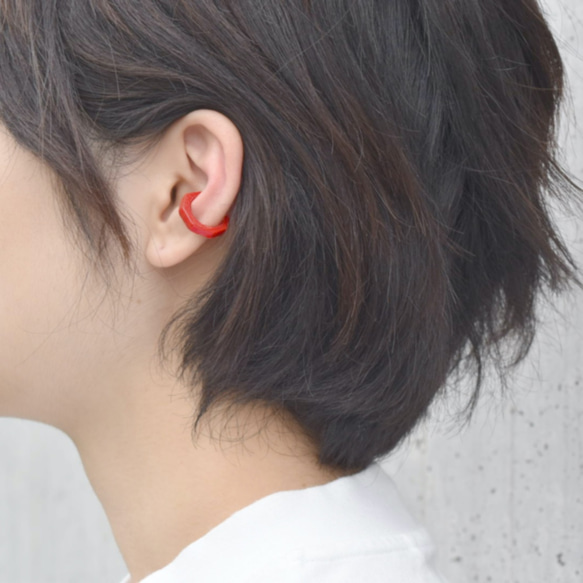 mini glass ear cuff　RED 1枚目の画像