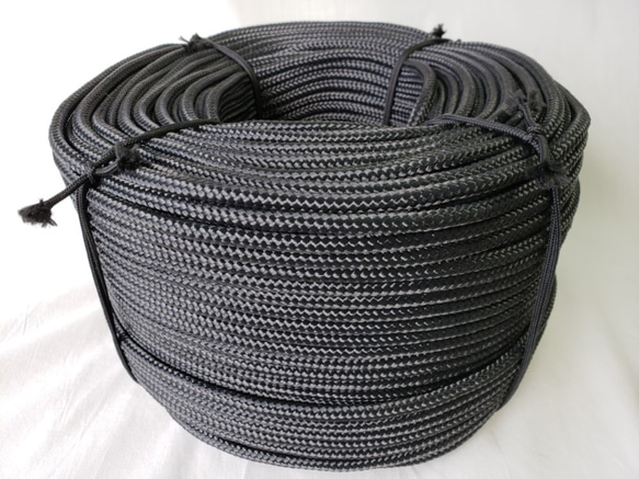 ポリエステルF16打ロープ黒8㎜100m巻き 2枚目の画像