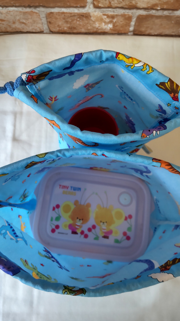 お弁当袋&コップ袋セット☆恐竜と星(水色)【入園入学・男の子】 5枚目の画像