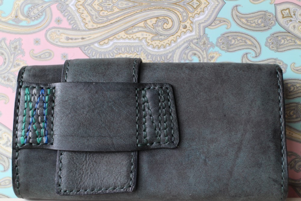 ブルーグリーンむら染長財布　ユニセックス