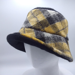 黄色いチェックの帽子☆ウールの帽子☆サイズ調整可☆K-CLOCHE☆防寒帽子☆ 2枚目の画像