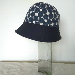 花柄刺繍生地を使った帽子☆サイズ調整可☆K-CLOCHE002☆ 4枚目の画像