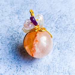 大玉ピンクヒマラヤ水晶のワイヤーワークネックレス（水晶、アメジストのさざれ石） 2枚目の画像