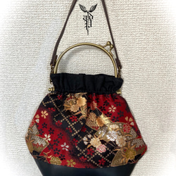 西陣織　金襴の2wayバッグ(小)　【扇面に桜/赤】 1枚目の画像