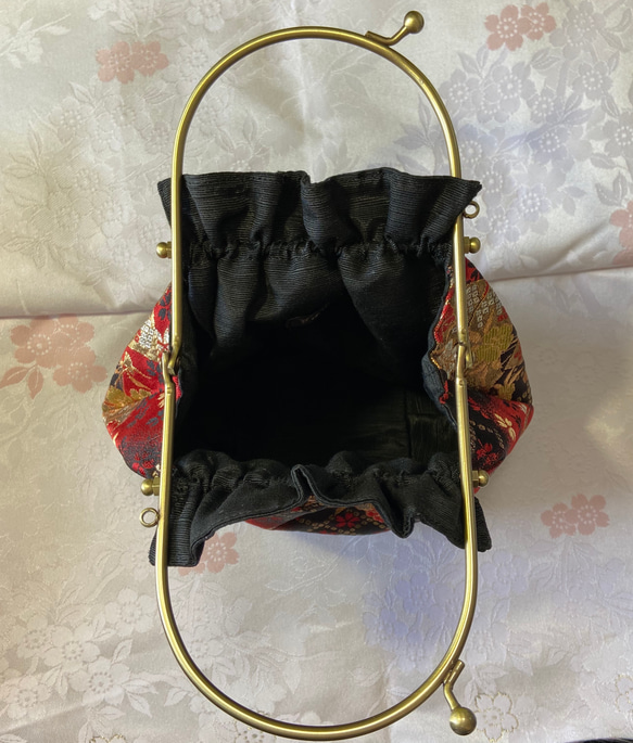 西陣織　金襴の2wayバッグ(小)　【扇面に桜/赤】 8枚目の画像